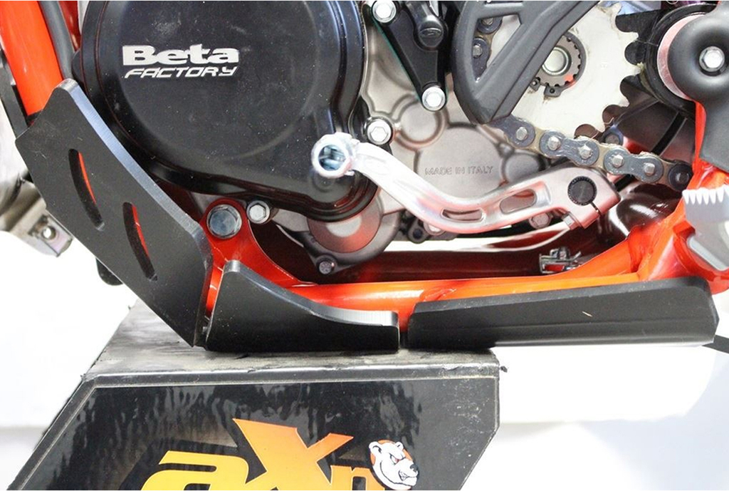 AXP Xtrem Skid Plate RR250/300 18-19, view 2